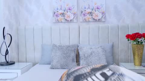 Dania Lpez online show from 10.10.25