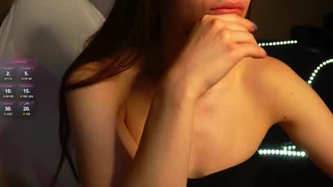 Snapshot of anita_von chatting on 09.13.25 anita_von online show from 09.13.25