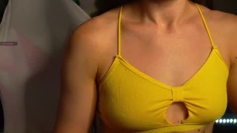 Snapshot of anita_von chatting on 09.16.25 anita_von online show from 09.16.25