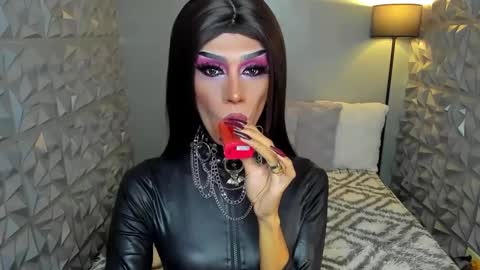 Miss Ann online show from 03.04.25