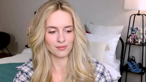 Anita online show from 09.26.25