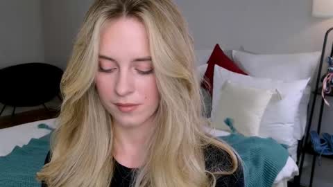 Anita online show from 11.18.25