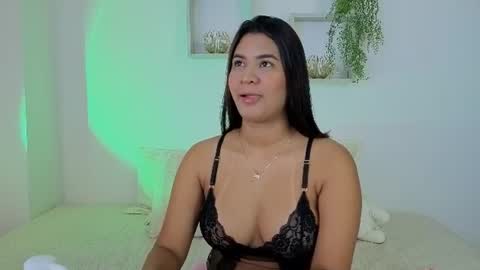 Snapshot of anittafoxx chatting on 07.18.26 anittafoxx online show from 07.18.26