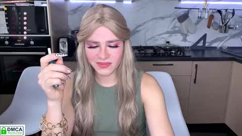 Snapshot of anjalin_sososok chatting on 10.23.25 anjalin_sososok online show from 10.23.25