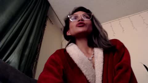 Anma Adler online show from 12.23.24