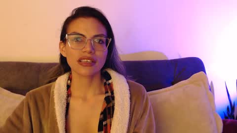 Anma Adler online show from 01.03.25