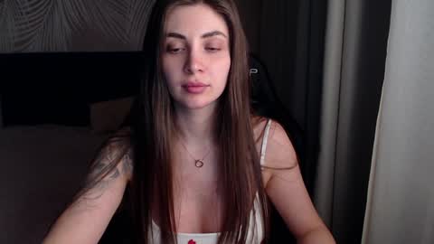 Snapshot of anmary11 chatting on 12.30.24 mary online show from 12.30.24