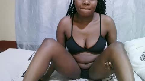 Snapshot of ann_keller chatting on 04.12.26 ann_keller online show from 04.12.26