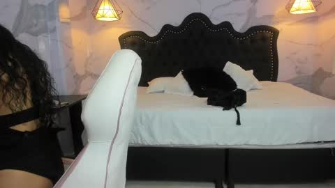 Ana  online show from 09.25.25