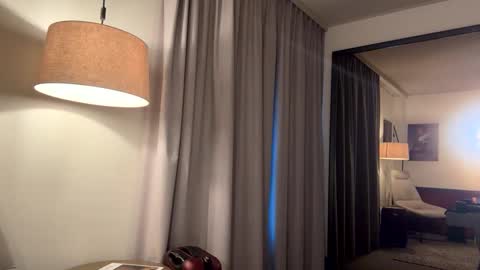 Anna online show from 01.02.25