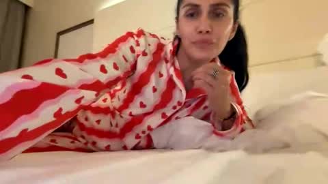 Anna online show from 05.23.26