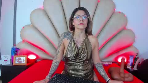 Snapshot of anna__spencer chatting on 02.12.25 Anna online show from 02.12.25