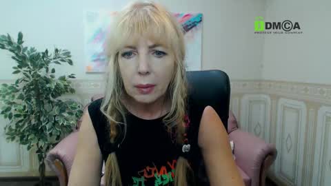Anna Ditrih online show from 12.05.24