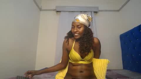 Snapshot of anna_kinky1 chatting on 10.17.25 anna kinky1 online show from 10.17.25