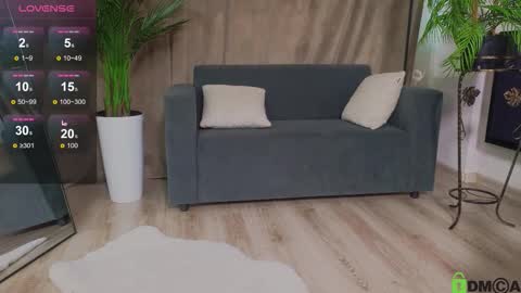 Anna online show from 09.18.25