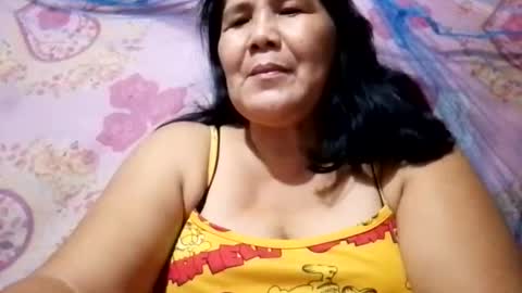 Snapshot of anna_rose30 chatting on 10.22.25 anna_rose30 online show from 10.22.25