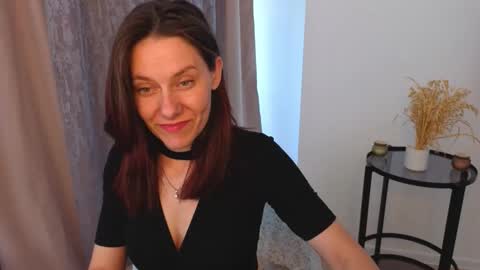 annaabels online show from 09.09.25