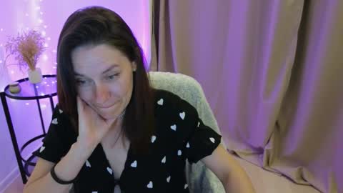 annaabels online show from 09.15.25