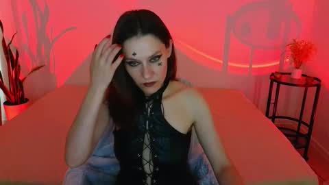 annaabels online show from 10.31.25