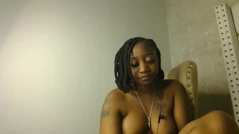 Snapshot of annabel038 chatting on 09.19.25 Annabel online show from 09.19.25