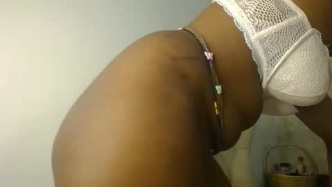 Snapshot of annabel038 chatting on 10.20.25 Annabel online show from 10.20.25