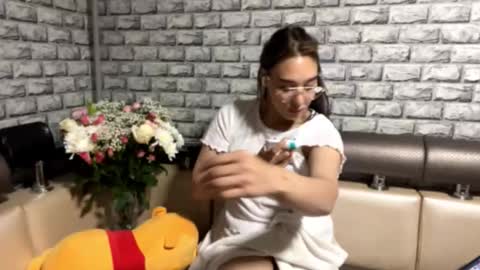 Snapshot of annabellandmann chatting on 10.02.25 Sarah online show from 10.02.25