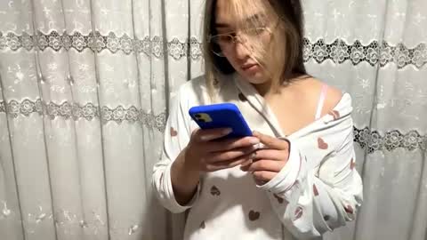 Snapshot of annabellandmann chatting on 10.13.25 Sarah online show from 10.13.25