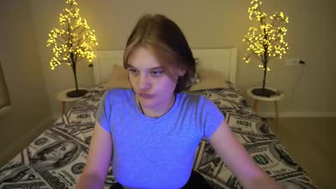 Anna online show from 09.12.25