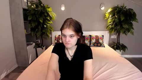 Anna online show from 09.14.25