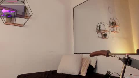 Anna online show from 11.11.25