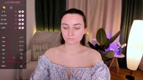 Anna online show from 03.12.25