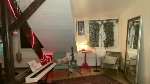 Anna Darko online show from 06.18.26