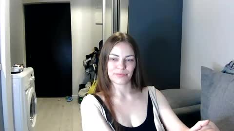 Snapshot of annadiamond1 chatting on 07.17.26 annadiamond1 online show from 07.17.26