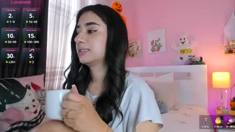 Snapshot of annadu011 chatting on 10.12.25 Annadu011 online show from 10.12.25