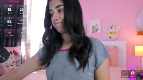 Snapshot of annadu011 chatting on 10.27.25 Annadu011 online show from 10.27.25