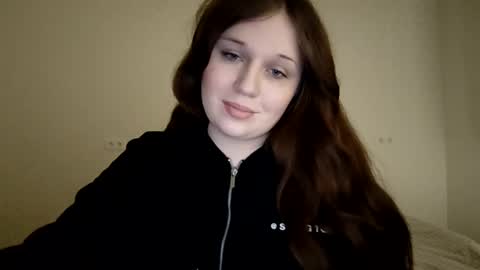 Snapshot of annagoldy chatting on 02.26.25 Anna online show from 02.26.25