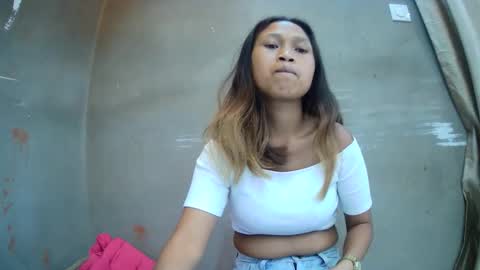 Annah maru online show from 03.27.26