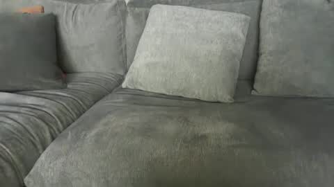 annaholly88 online show from 05.01.26