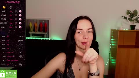 Anna online show from 01.08.25
