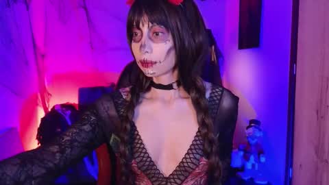 Snapshot of annakimm1 chatting on 10.15.25 Anna online show from 10.15.25