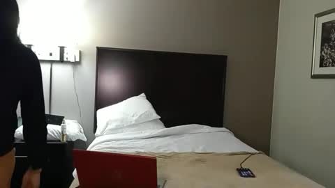 Anna Lee Cross online show from 04.01.26