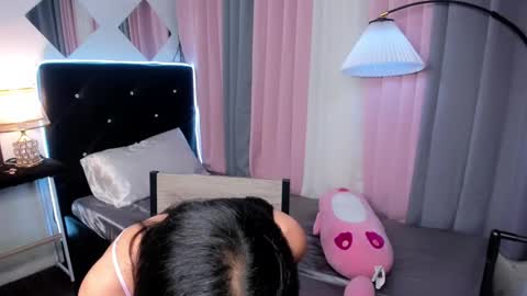 AshyElliston online show from 01.22.25