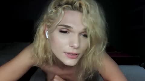 AnnaMarrie online show from 10.20.25