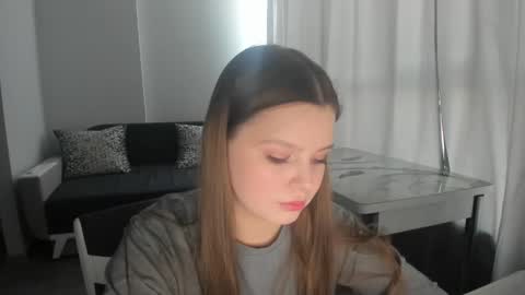 Anna online show from 02.24.25