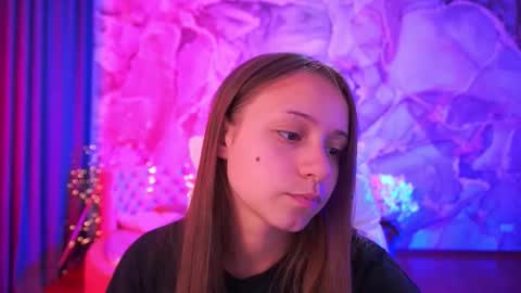 Anna online show from 09.13.25