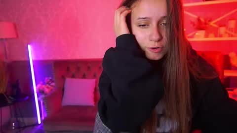 Anna online show from 10.04.25