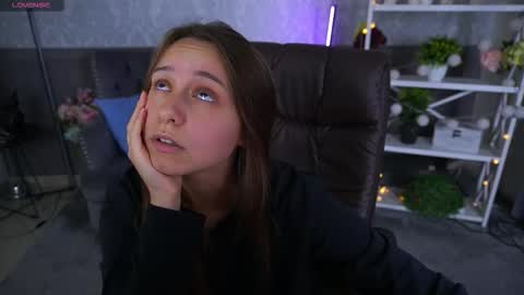 Anna online show from 10.08.25