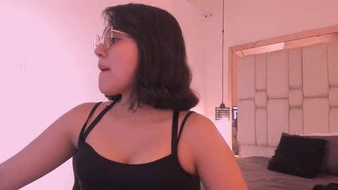 Annara Lein online show from 12.03.25