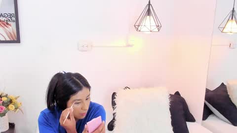 Anna Rosse online show from 04.22.26