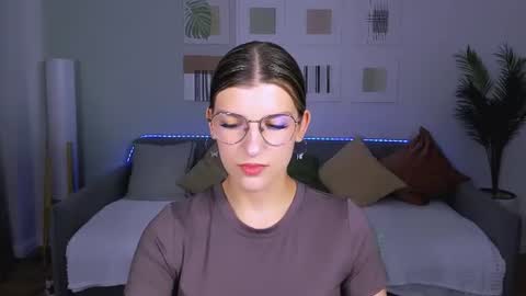 Im Anna online show from 06.10.26